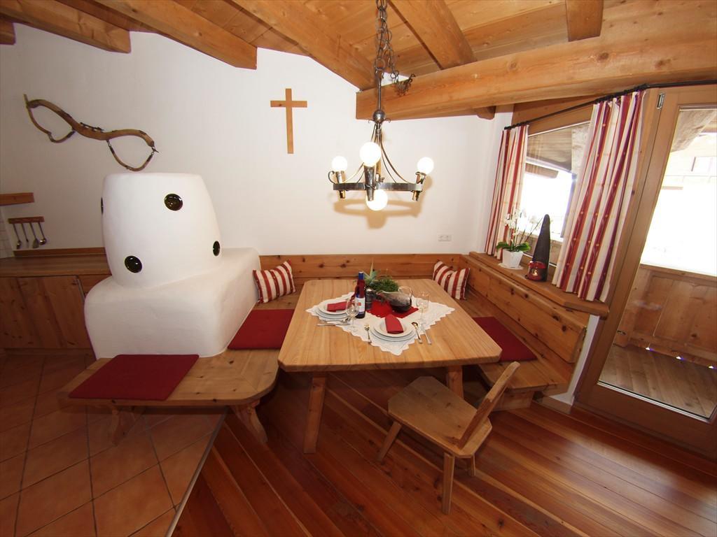 Kinderbauernhof Leneler Arzl im Pitztal Exteriör bild